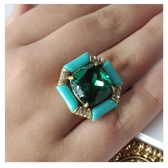 Exquisite Gold Turquoise Enamel Emerald Crystal Chunky Statement Ring - Picture 2 of 5